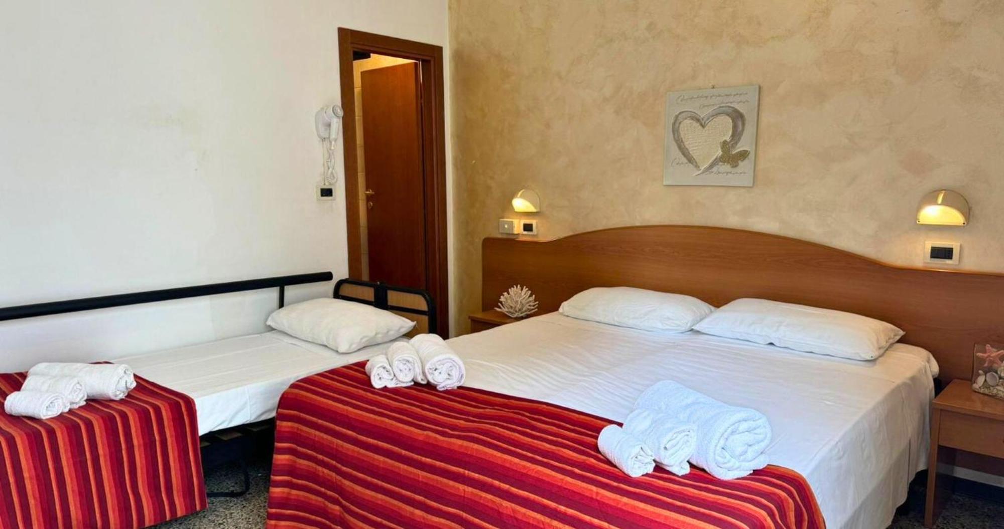 Hotel Caruso ريميني المظهر الخارجي الصورة