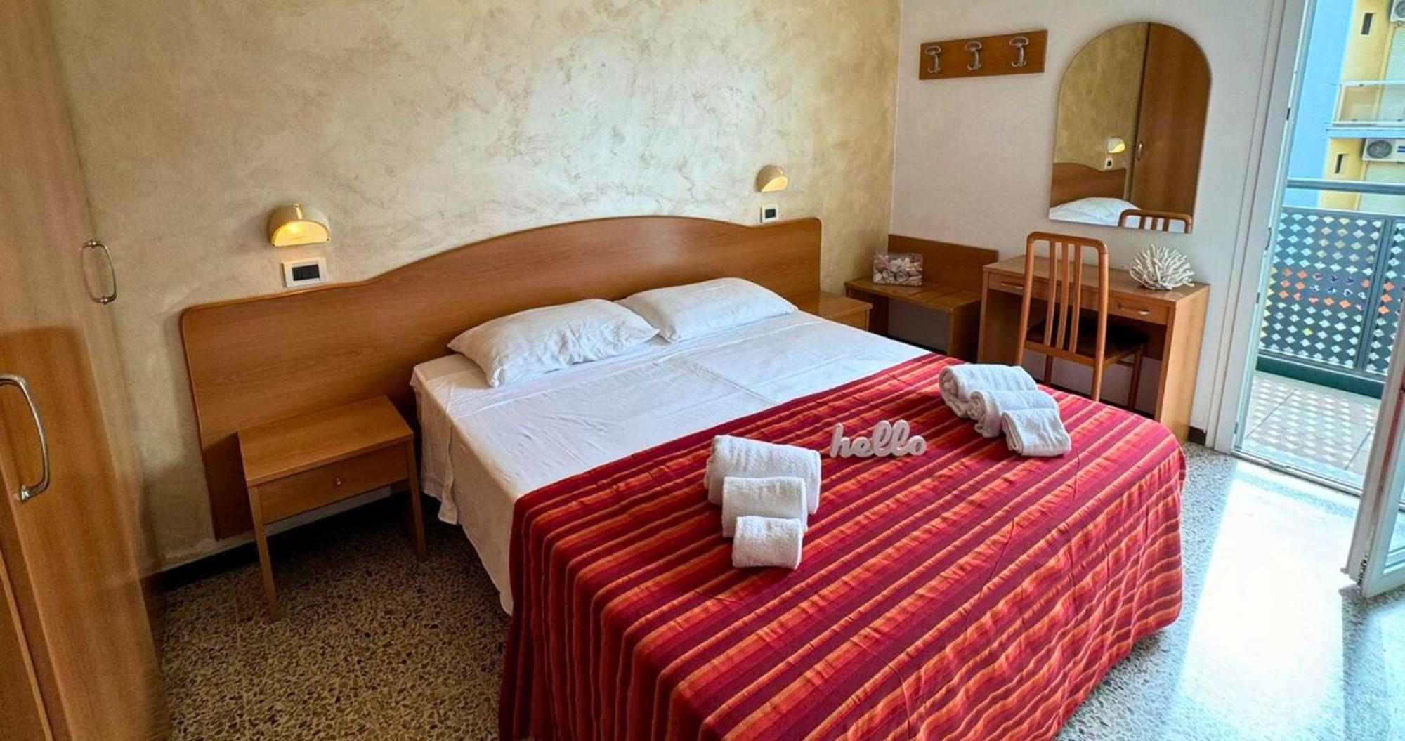 Hotel Caruso ريميني المظهر الخارجي الصورة