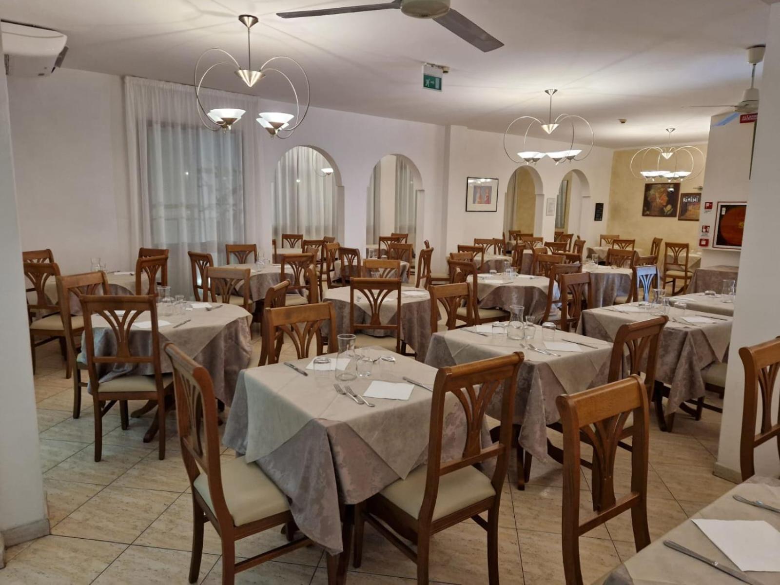 Hotel Caruso ريميني المظهر الخارجي الصورة
