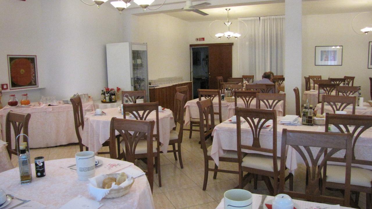 Hotel Caruso ريميني المظهر الخارجي الصورة